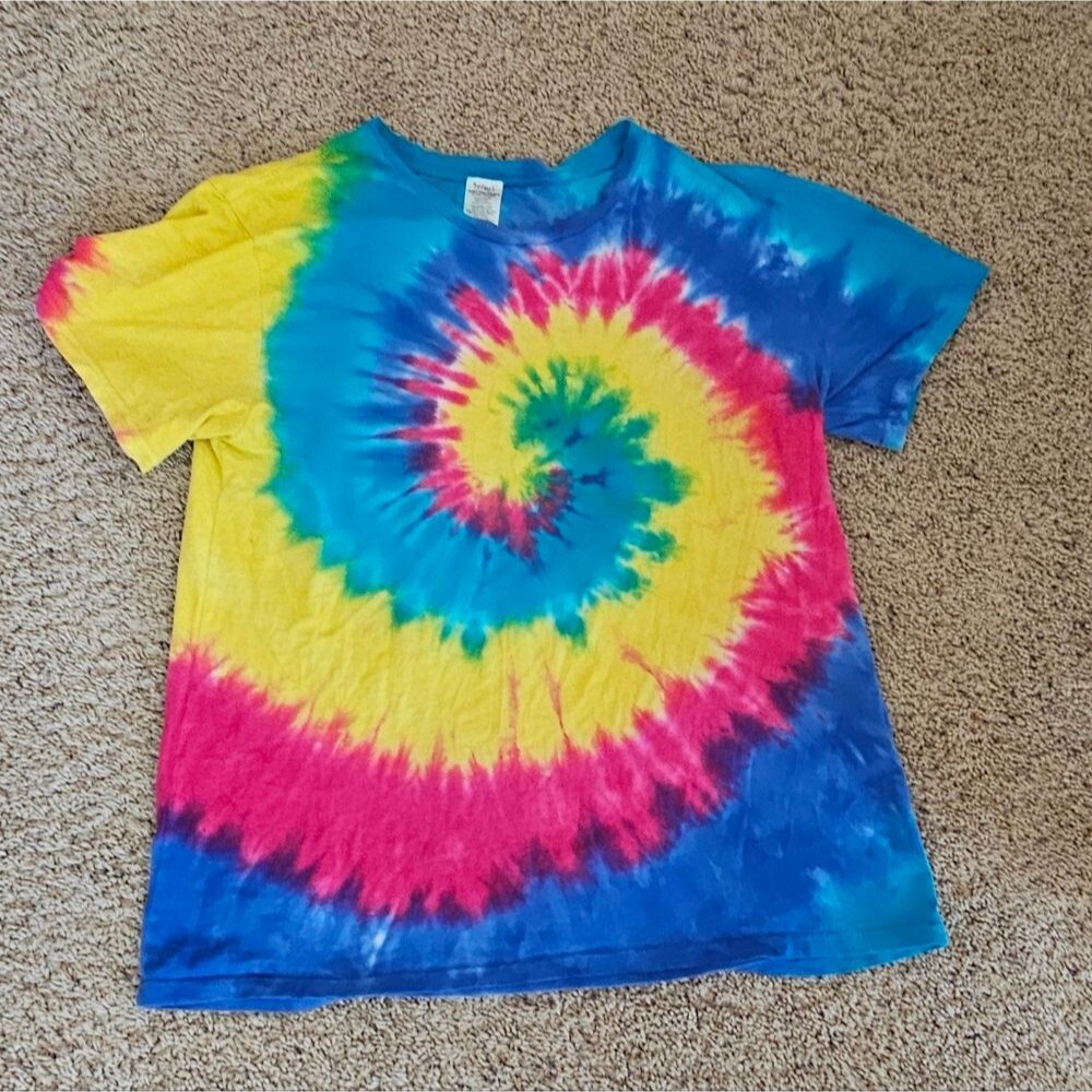 Ladies Colorful Tie-Dye Short Sleeve Size Large